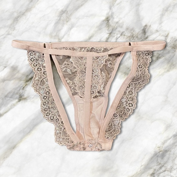 Victoria’s Secret Pink Lace Peek a Boo Panty XS - Picture 2 of 2